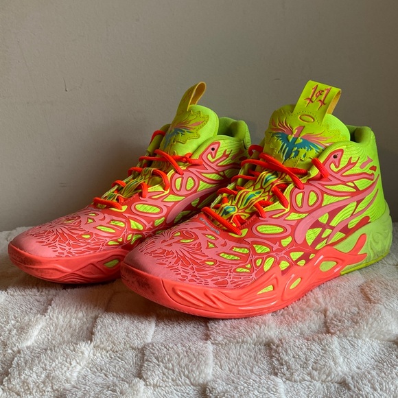 Puma Neon Pink and Yellow Athletic Shoes - Picture 2 of 11